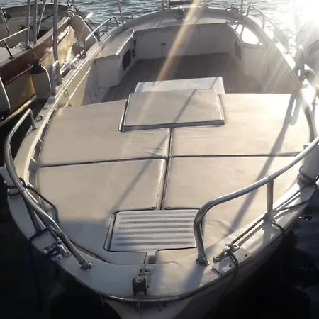 Sdnmarine Botel *